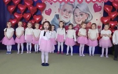 Dzień Babci i Dziadka W grupie Motylki 12