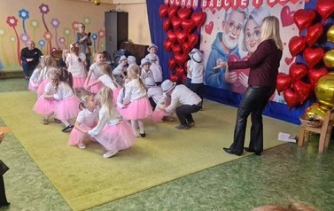 Dzień Babci i Dziadka W grupie Motylki 15