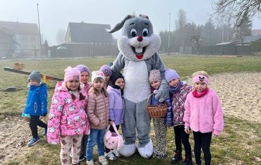 Zajączek Wielkanocny w przedszkolu 13