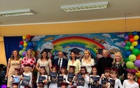 "Jeżyki żegnają Baśniową Krainę 4