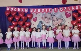 Dzień Babci i Dziadka W grupie Motylki 16